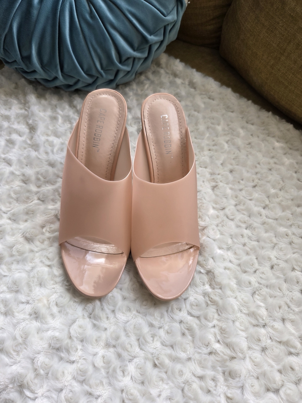 Cape Robbin Pink Blush Open-Toe Slide Mules
